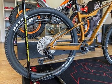 Used Lapierre XRM 8.9 2025 2025 Mountainbike, Orange, 29 — image 2 of 3