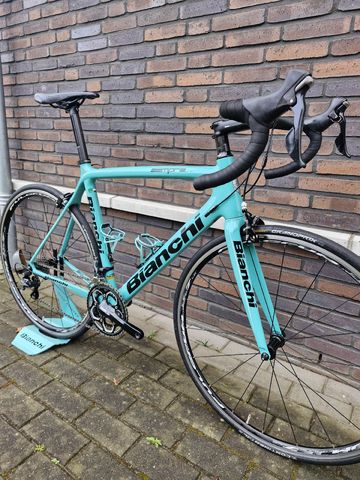 Brugt Bianchi Sempre Pro Ultegra 2014 2014 Road & Gravel — billede 2 af 16