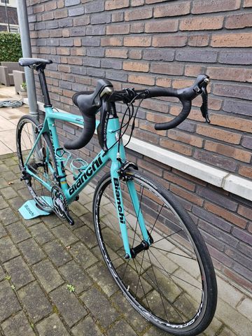 Brugt Bianchi Sempre Pro Ultegra 2014 2014 Road & Gravel — billede 9 af 16