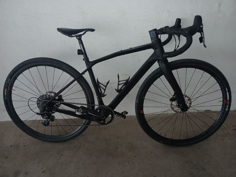 Used Pinarello Granger X1 Disc 2023 2023 Road & Gravel — image 2 of 8