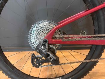 Gebrauchtes ARC8 Extra Air GX AXS - Fox Factory 2025 2025 Mountainbike, Rot, 29 — Bild 7 von 9