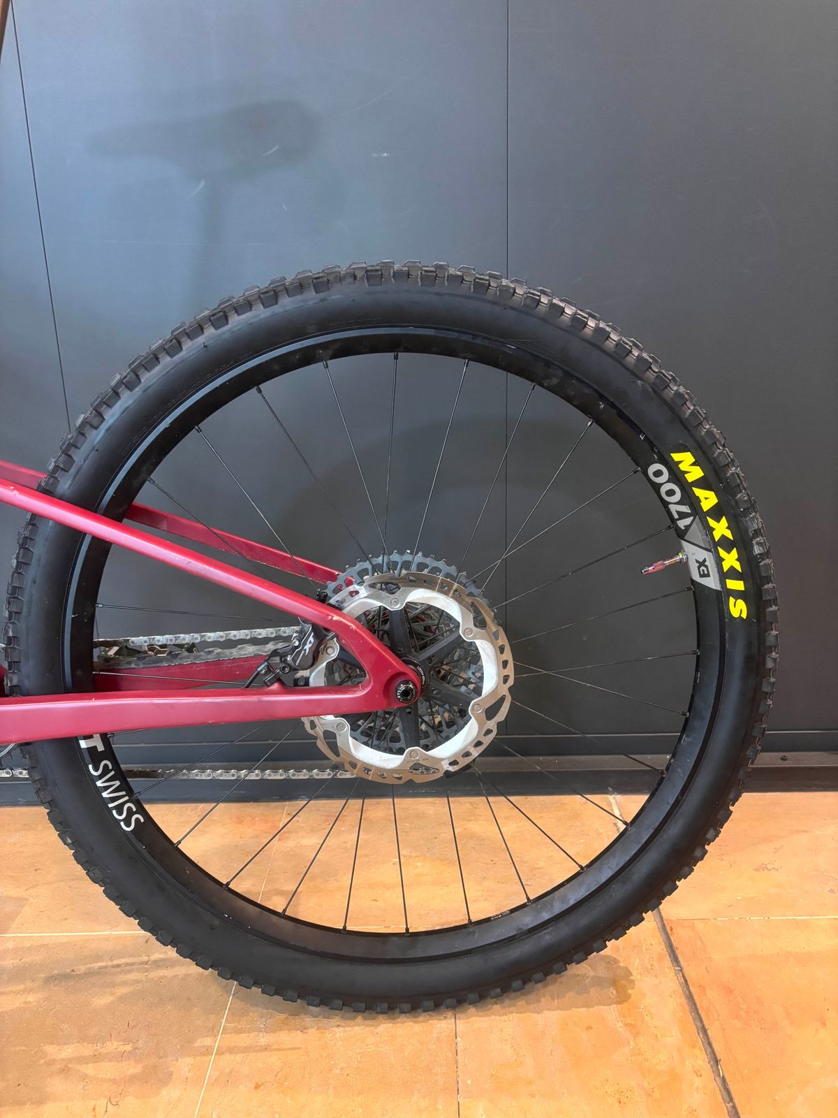 Used ARC8 Extra Air GX AXS - Fox Factory 2025 – $ 4,591 | buycycle
