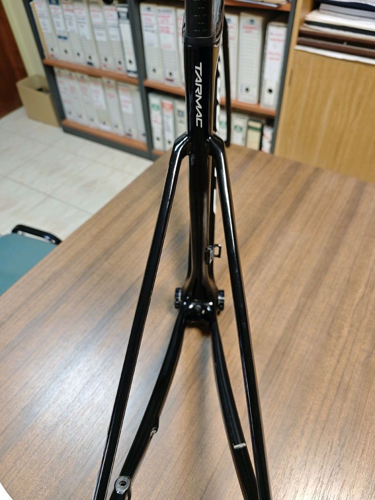 Used Specialiced Specialiced Custom Frameset 2022 Road & Gravel, Black — image 9 of 13