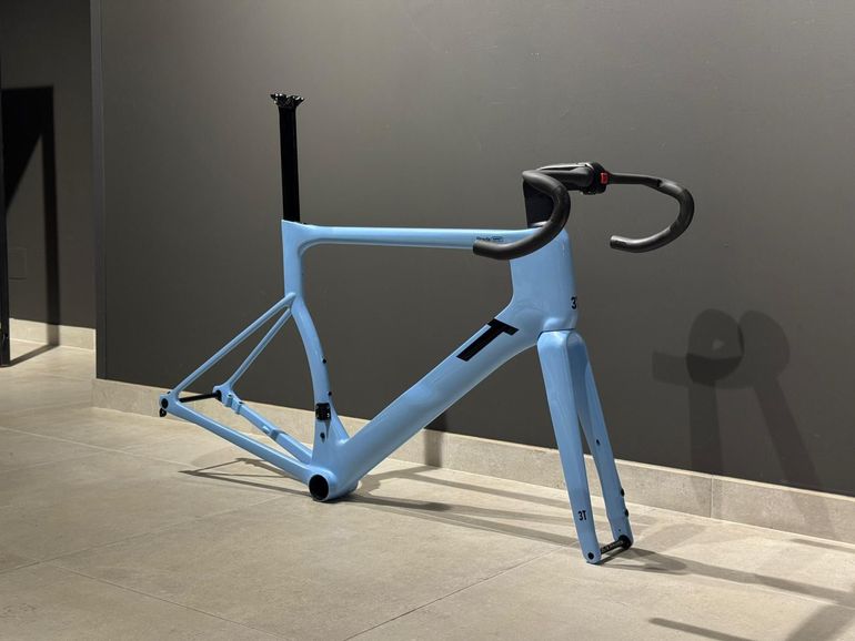 Used 3T STRADA WPNT FRAMESET 2025 Frameset 2025 Road & Gravel, Blau — image 3 of 3