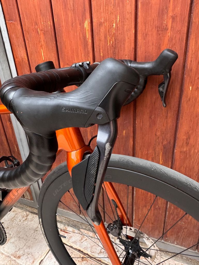 Used Giant TCR Advanced Pro Disc 0 Ultegra Di2 2022 2022 Road & Gravel — image 6 of 12