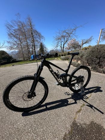 Brugt Trek Slash 8 2021 Mountainbike — billede 2 af 3