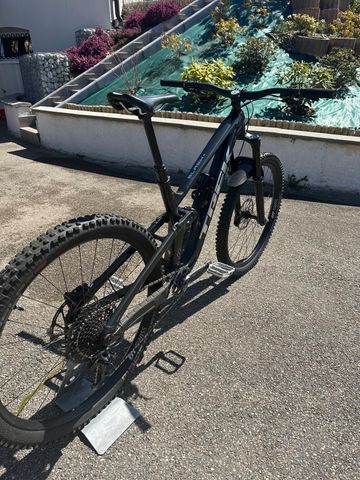 Trek Slash 8 2021 Mountainbike d'occasion — image 3 sur 4