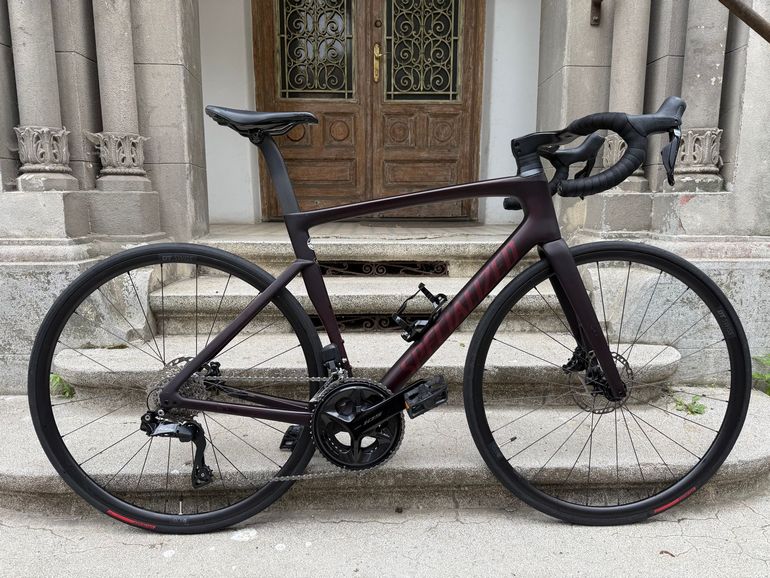 Used Specialized Specialized Tarmac SL7 Comp 105 Di2 2024 Road & Gravel, Black — image 1 of 16