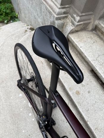 Used Specialized Specialized Tarmac SL7 Comp 105 Di2 2024 Road & Gravel, Black — image 13 of 16