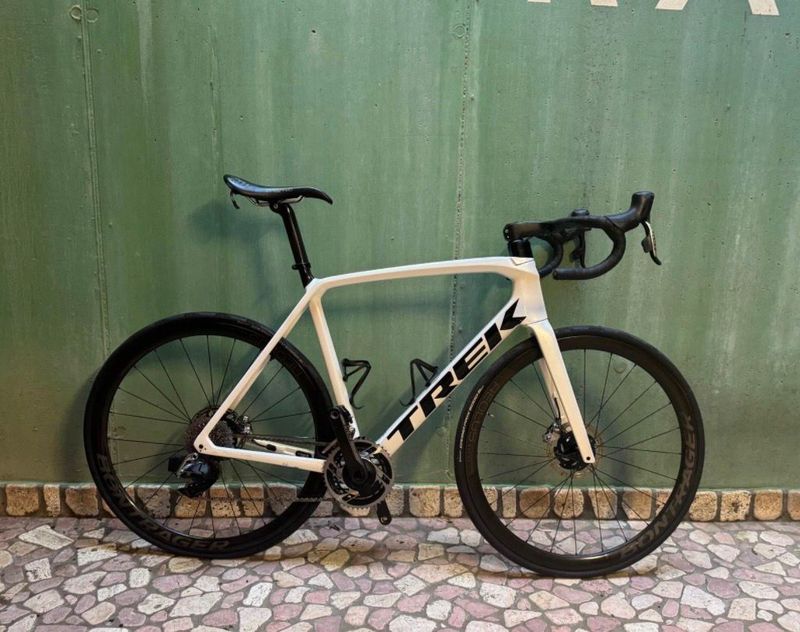 Used Trek Émonda SLR 9 2021 2021 Road & Gravel