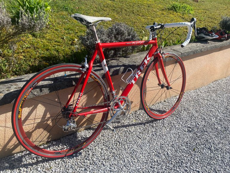 Used Trek Trek Alpha SL 2300 2005 Road & Gravel, Red — image 2 of 3