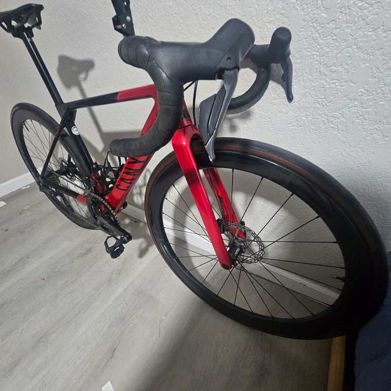 Used Canyon Ultimate Shimano Ultegra Di2 2024 Road & Gravel, Red — image 14 of 14