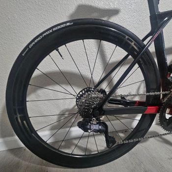Used Canyon Ultimate Shimano Ultegra Di2 2024 Road & Gravel, Red — image 13 of 14