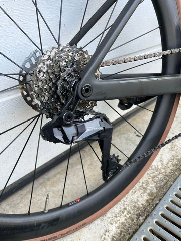 Brugt Scott Addict Shimano Ultegra Di2 2023 Road & Gravel — billede 3 af 6