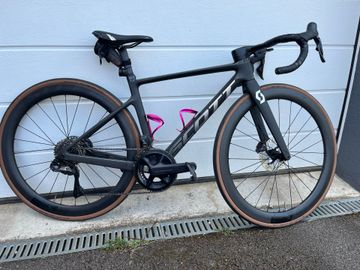 Used Scott Addict Shimano Ultegra Di2 2023 Road & Gravel