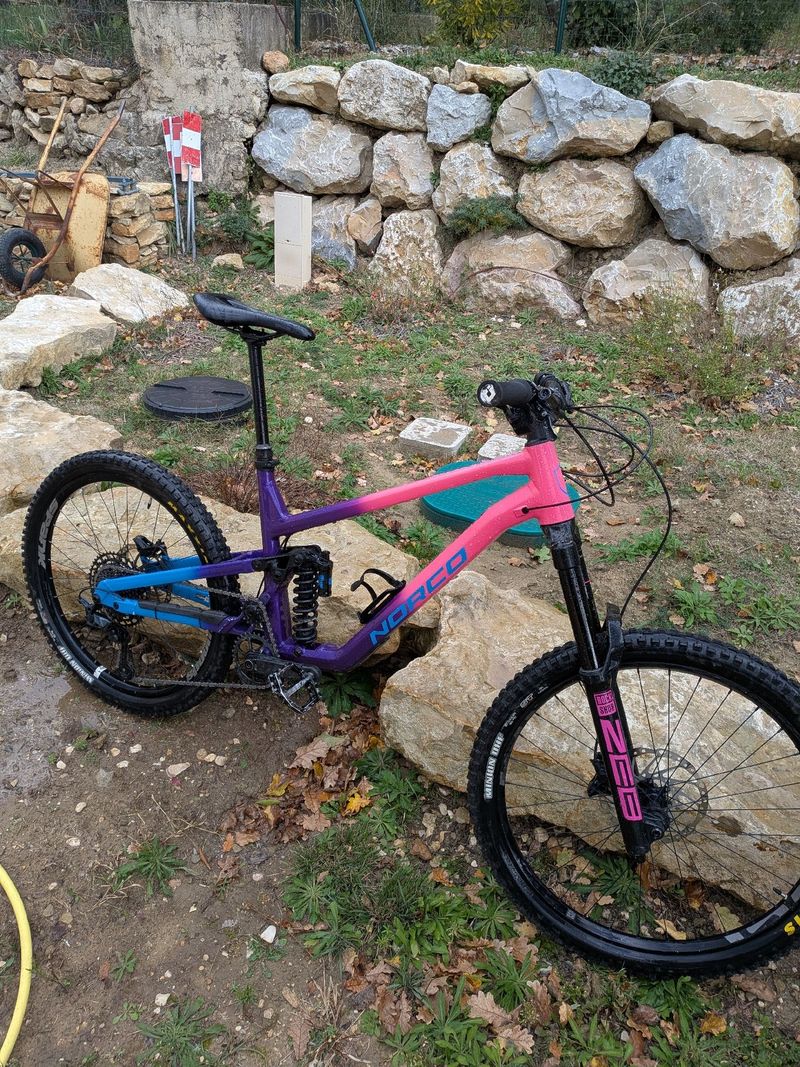 Norco Shore 2 2023 2023 Mountainbike d'occasion — image 5 sur 6