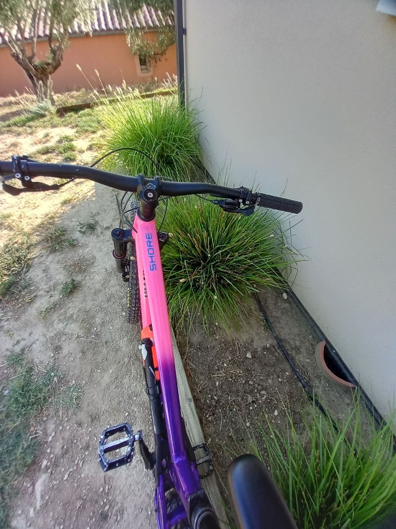 Norco Shore 2 2023 2023 Mountainbike d'occasion — image 4 sur 6