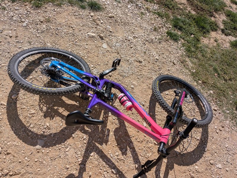 Norco Shore 2 2023 2023 Mountainbike d'occasion — image 2 sur 6
