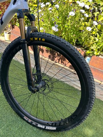 Brugt Scott Scale RC World Cup AXS 2022 2022 Mountainbike — billede 11 af 12