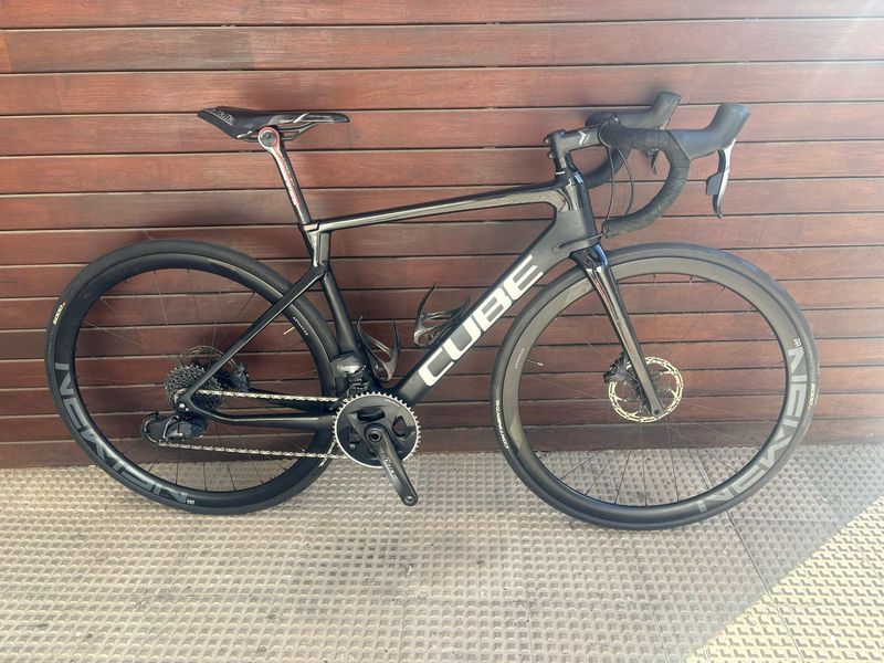 Used CUBE AGREE C:62 SLT 2021 2021 Road & Gravel