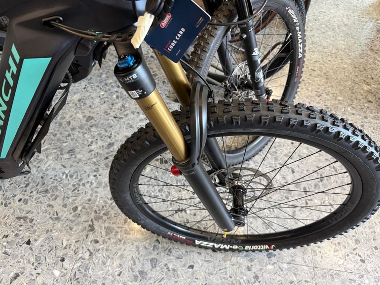 Used Bianchi E-omnia SRAM GX Eagle 2025 Mountainbike, Blue — image 4 of 8