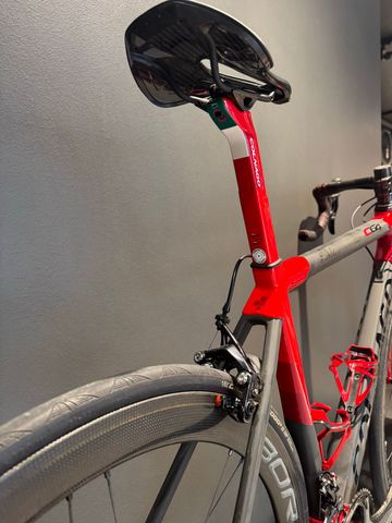 Colnago C64 Campagnolo Super Record 2019 Road & Gravel usato, Rosso — immagine 7 di 8