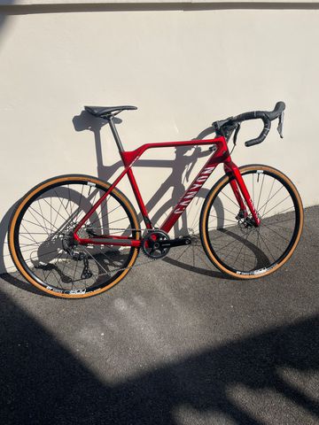 Używany Canyon Inflite CF SL 6 2022 2022 Road & Gravel