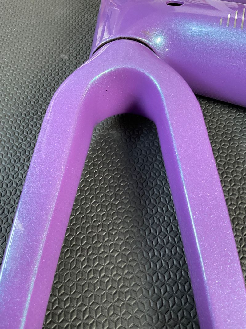 Gebrauchtes Giant Advanced SL 2024 Frameset 2024 Road & Gravel, Violett — Bild 31 von 38