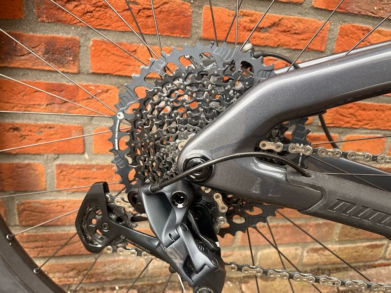 Used Niner JET 9 RDO 3-STAR SRAM GX EAGLE 2024 2024 Mountainbike, Gris claro — image 14 of 46