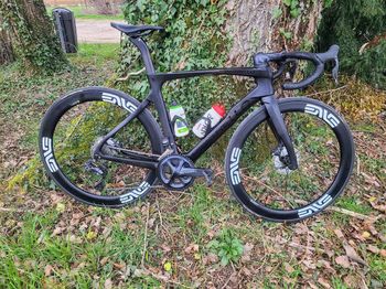 Pinarello, Prince Disc Ultegra Di2 Bike w/Carbon wheels 2021