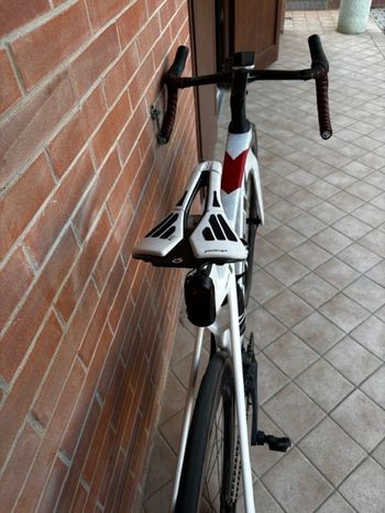 Used Trek Madone SLR 7 Gen 7 2024 2024 Road & Gravel, Weiß — image 3 of 5
