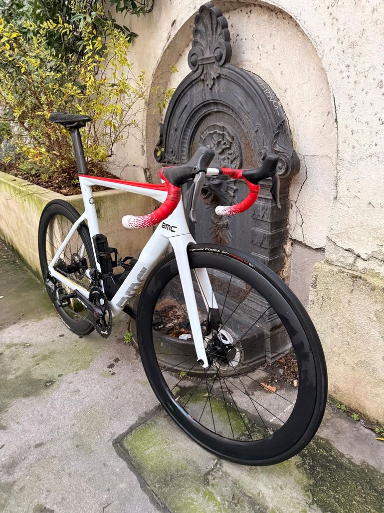 Used BMC BMC Timemachine Road 01 TWO 2023 Road & Gravel, White — image 1 of 8