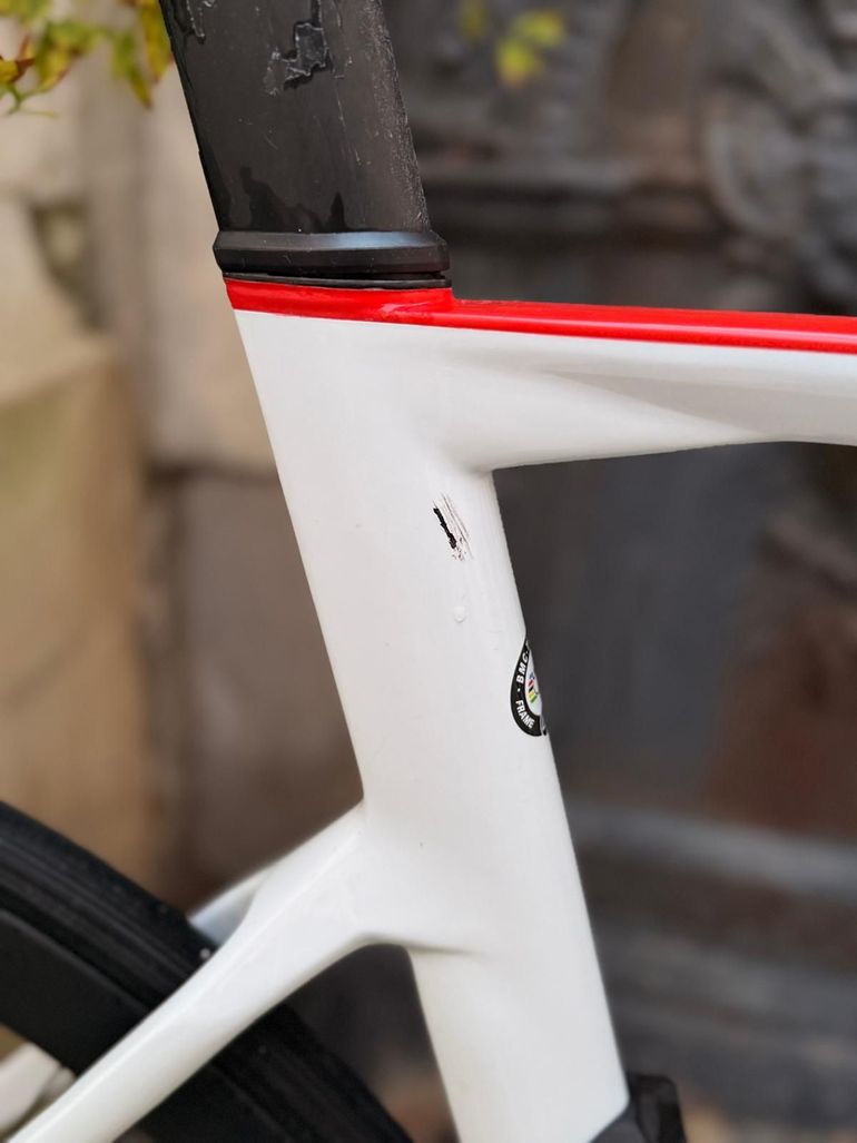 Used BMC BMC Timemachine Road 01 TWO 2023 Road & Gravel, White — image 4 of 8