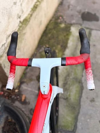 Used BMC BMC Timemachine Road 01 TWO 2023 Road & Gravel, White — image 3 of 8