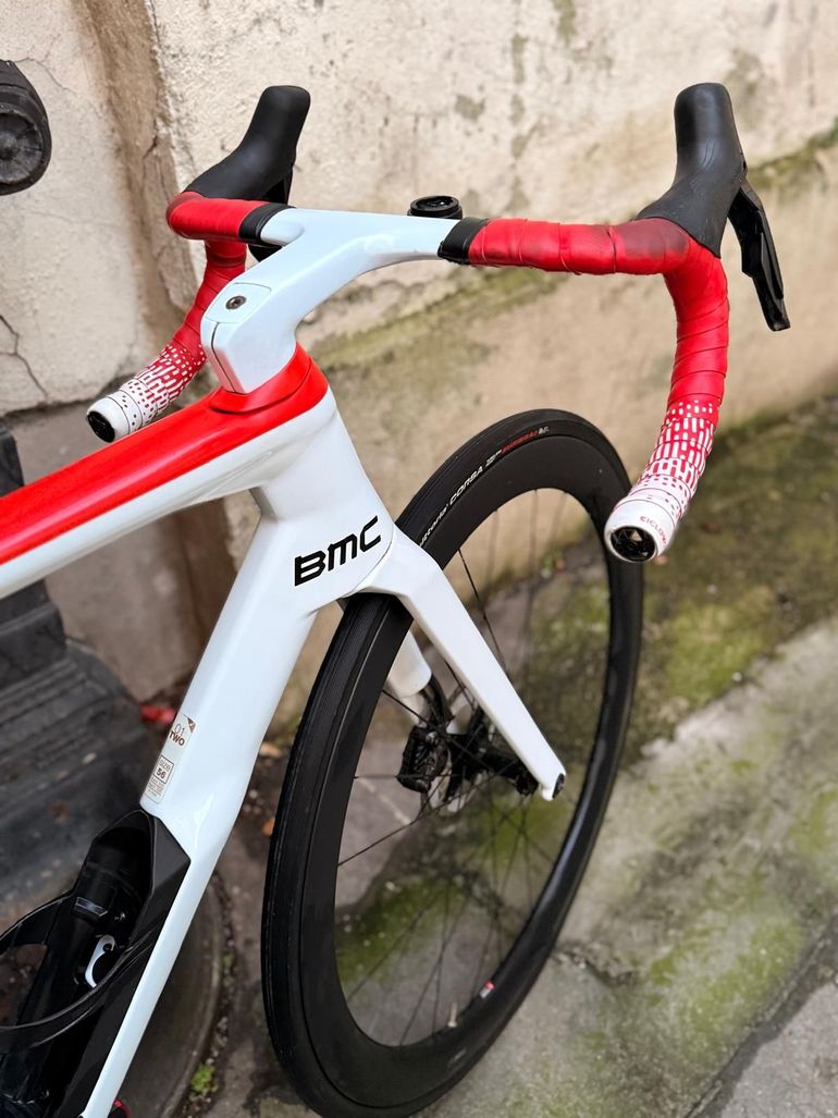 Used BMC BMC Timemachine Road 01 TWO 2023 Road & Gravel, White — image 6 of 8