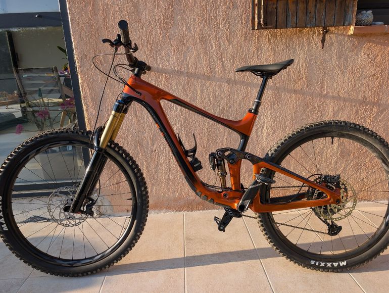 Used Giant Reign Advanced Pro 29 1 2022 2022 Mountainbike — image 1 of 5
