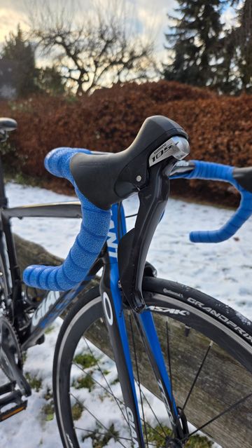 Used Giant TCR Advanced 2 2016 2016 Road & Gravel, Black — image 4 of 9