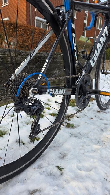 Used Giant TCR Advanced 2 2016 2016 Road & Gravel, Black — image 8 of 9