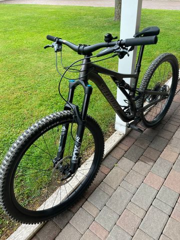Brugt Specialized Stumpjumper Comp Alloy 2023 2023 MTB