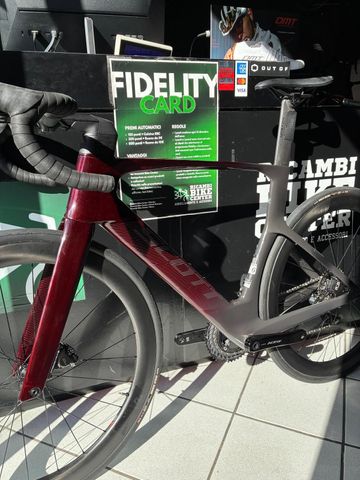 Scott Foil Shimano 105 Di2 2023 Road & Gravel usato, Rosso — immagine 4 di 8