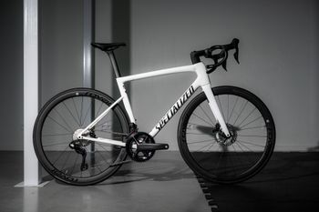 Specialized, Tarmac SL8 Pro - Shimano Ultegra Di2 2025