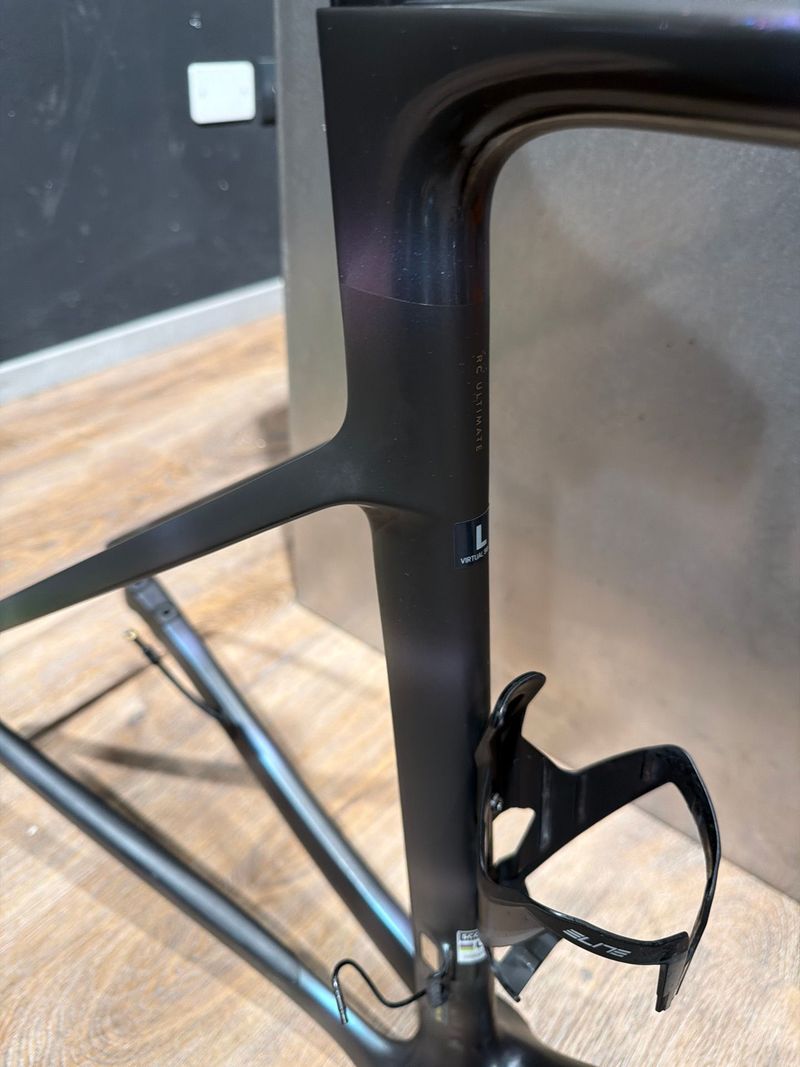 Used Scott Addict RC Ultimate 2025 Frameset 2025 Road & Gravel, Black — image 3 of 5
