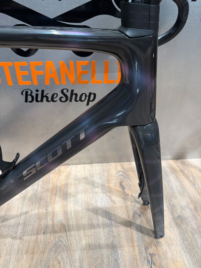 Used Scott Addict RC Ultimate 2025 Frameset 2025 Road & Gravel, Black — image 2 of 5