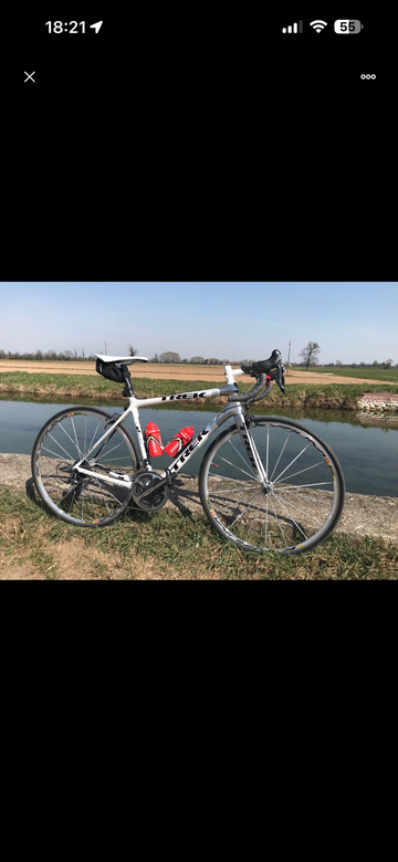 Used Trek Madone Shimano Dura Ace 2011 Road & Gravel