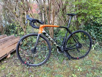 Used Trek Émonda SL 7 Disc eTap 2021 2021 Road & Gravel — image 2 of 10