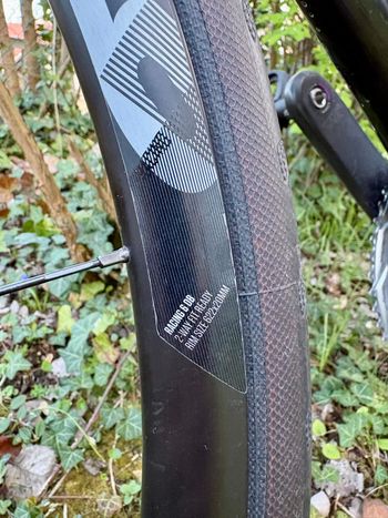 Used Trek Émonda SL 7 Disc eTap 2021 2021 Road & Gravel — image 5 of 10