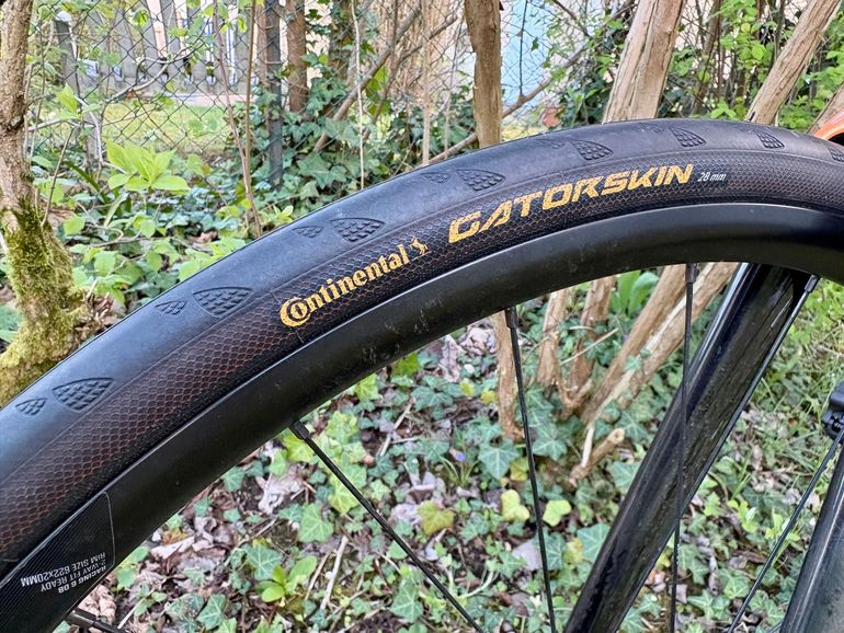 Used Trek Émonda SL 7 Disc eTap 2021 2021 Road & Gravel — image 6 of 10