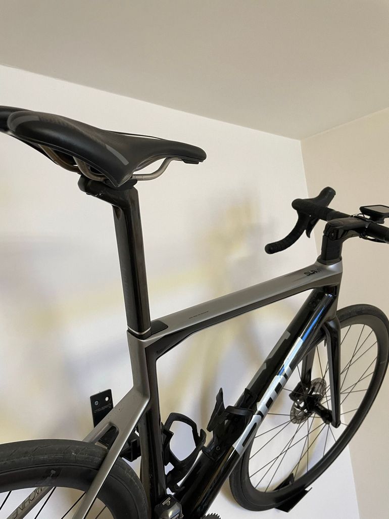 Used BMC Teammachine SLR01 DISC ONE 2018 2018 Road & Gravel — image 4 of 5
