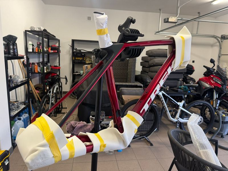 Used Trek Madone SL Gen 8 Frameset 2026 Frameset 2026 Road & Gravel, Red — image 2 of 8