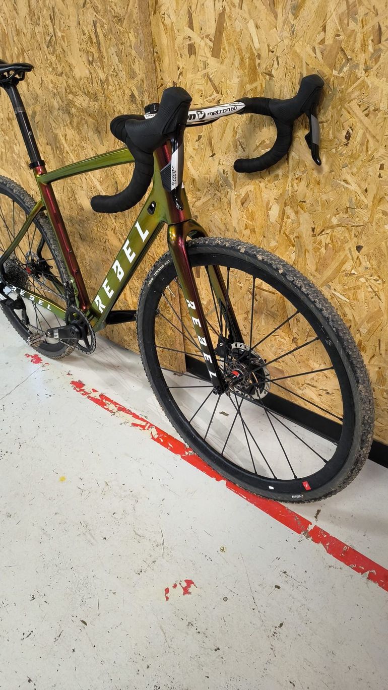 Used Rebel Rebel Custom SRAM Apex 2023 Road & Gravel, Red — image 6 of 9
